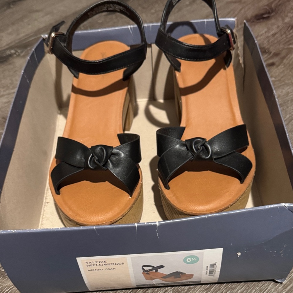 Universal Thread Black Knot-Front Platform Wedge … - image 1